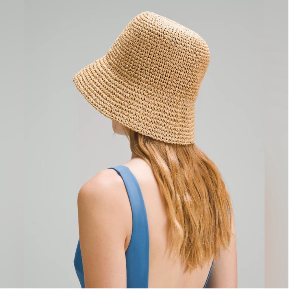 New sold out lululemon Women's Crochet Hat - Picture 3 of 8